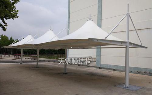 嵩陽中學(xué)車棚